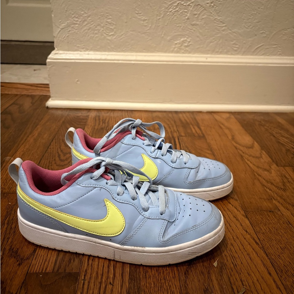 Nike Court Borough Low 2 sneakers